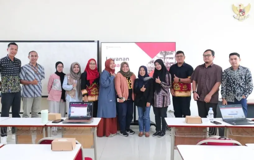 Foto bersama para partisipan dari Telkom University Purwokerto