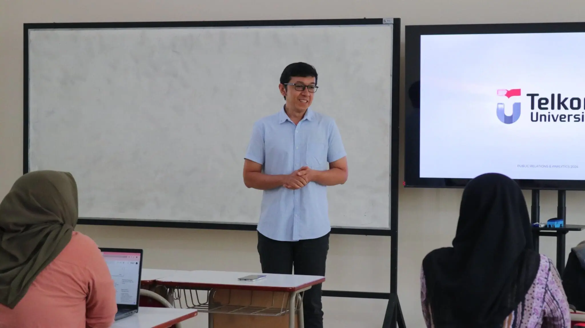 Pembukaan dan Sambutan dari TUP, serta pemaparan oleh Ibu Retno