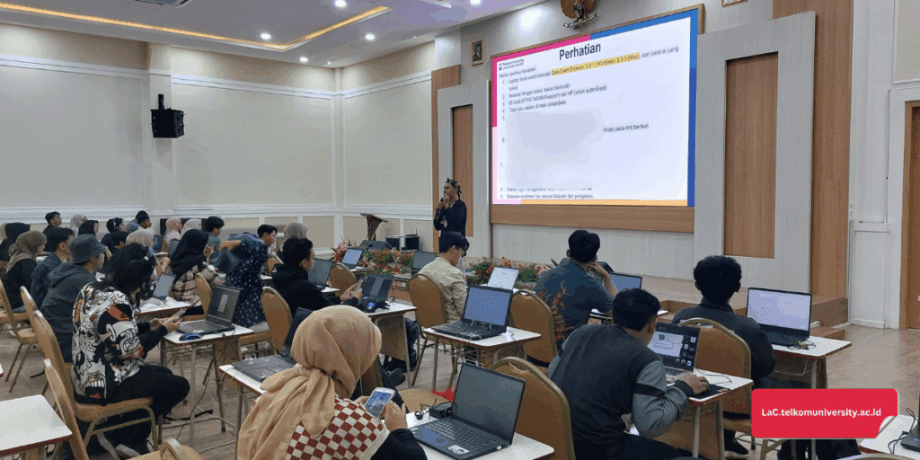 Pembacaan tata tertib dan petunjuk pelaksanaan tes oleh pengawas