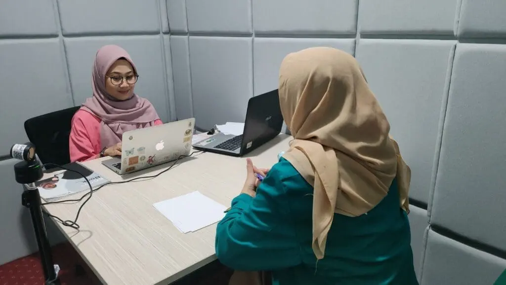 Pelaksanaan interview tes ECCT® untuk mahasiswa STIKes Budi Luhur