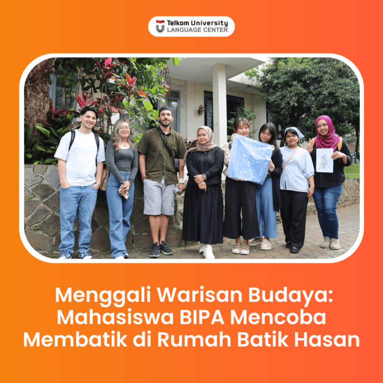 Mahasiswa BIPA Mencoba Membuat Batik di Rumah Batik Hasan