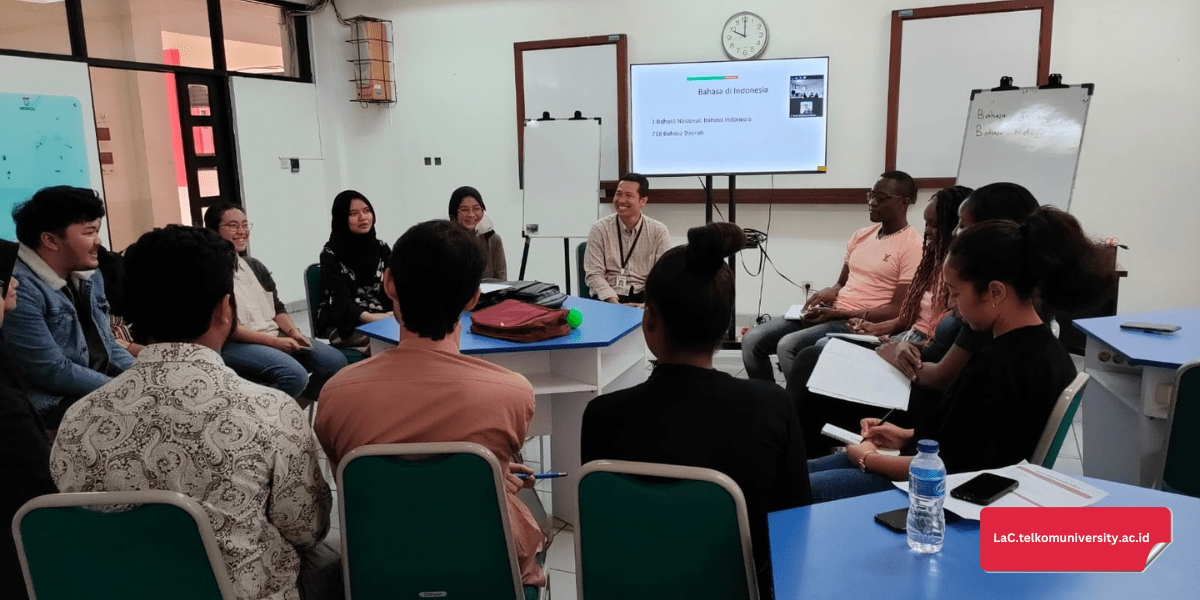 Siswa asing mengikuti kegiatan interaktif dalam kelas BIPA di Telkom University