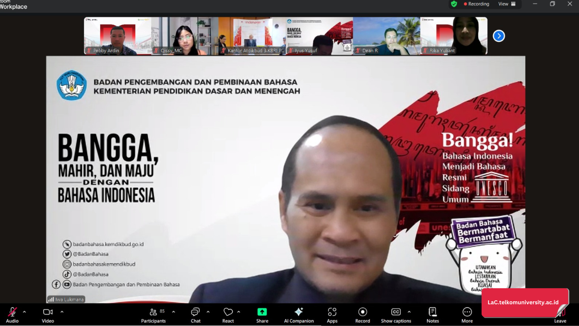 Sambutan oleh Bapak Dr. Iwa Lukmana, Kepala Pusat Penguatan dan Pemberdayaan Bahasa, Badan Pengembangan dan Pembinaan Bahasa, Kemendikbudristek