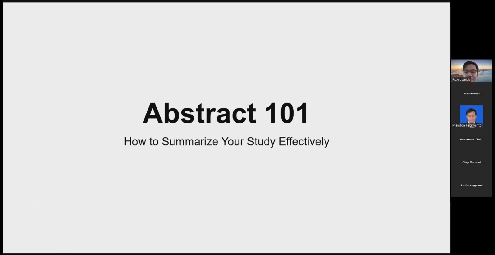 Pelaksanaan Trial Class Abstract Writing Series melalui Zoom Meeting. 
