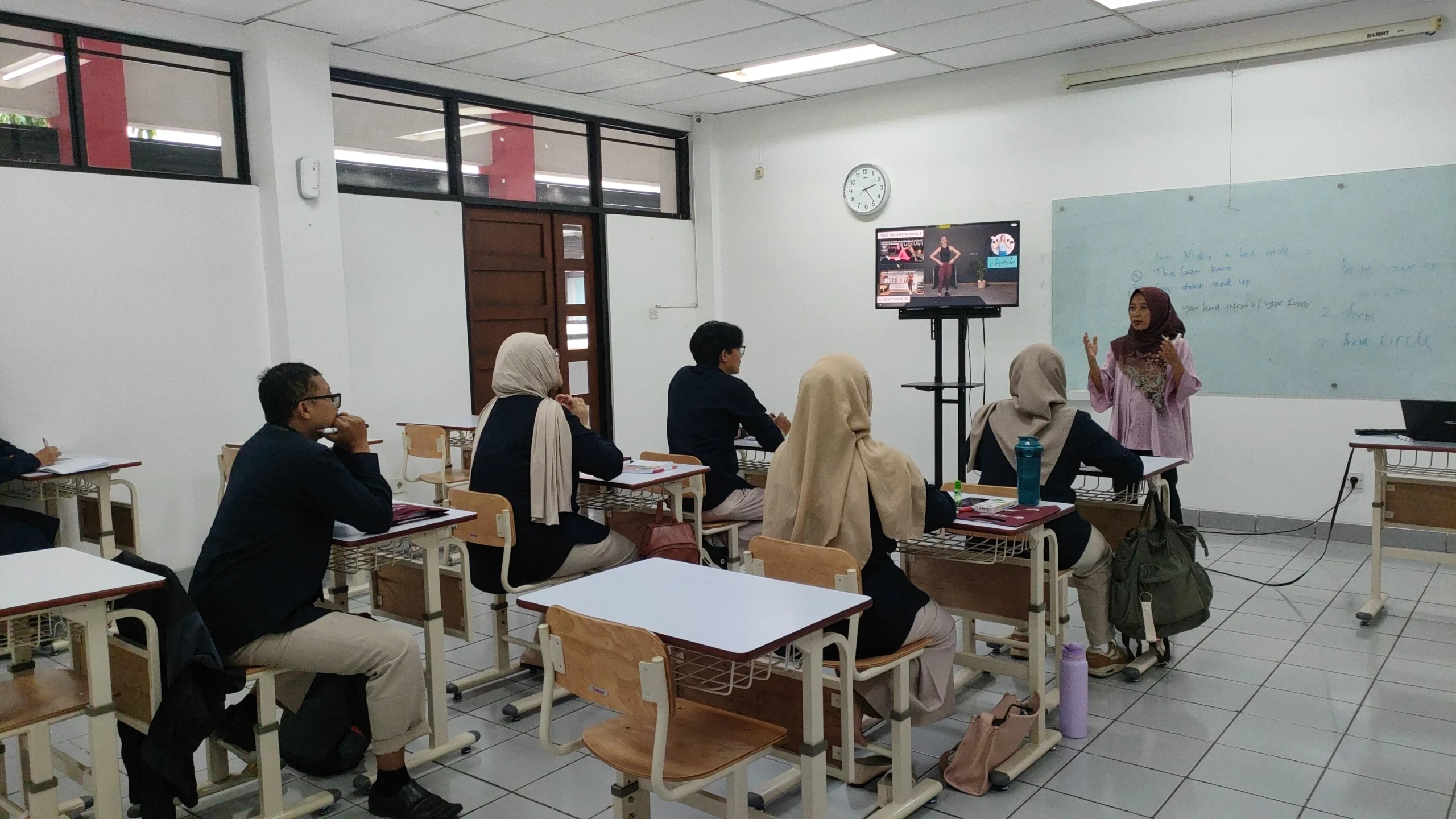 Pelaksanaan English for Teaching 1